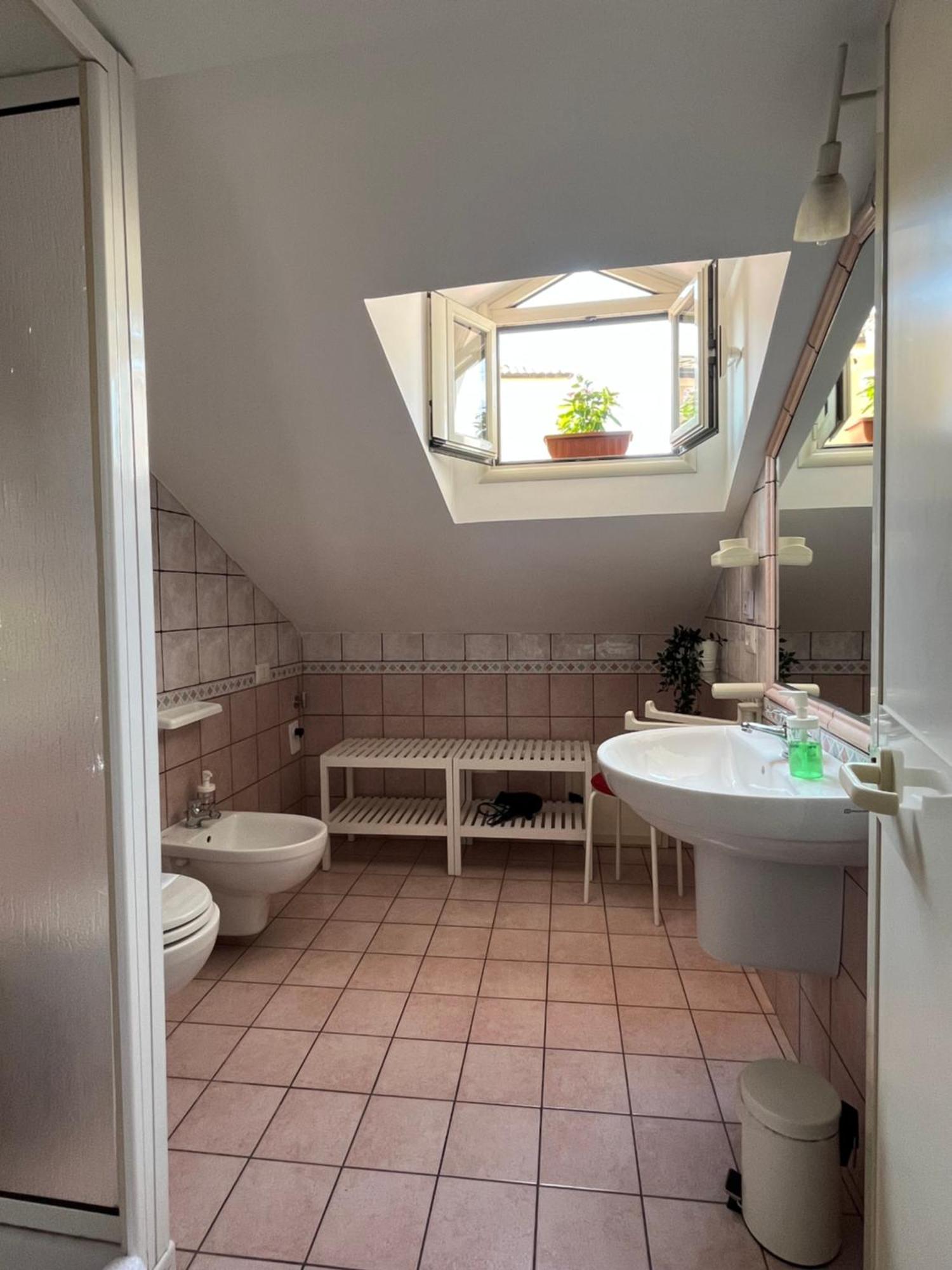 Pizzo Central House Pokoj fotografie